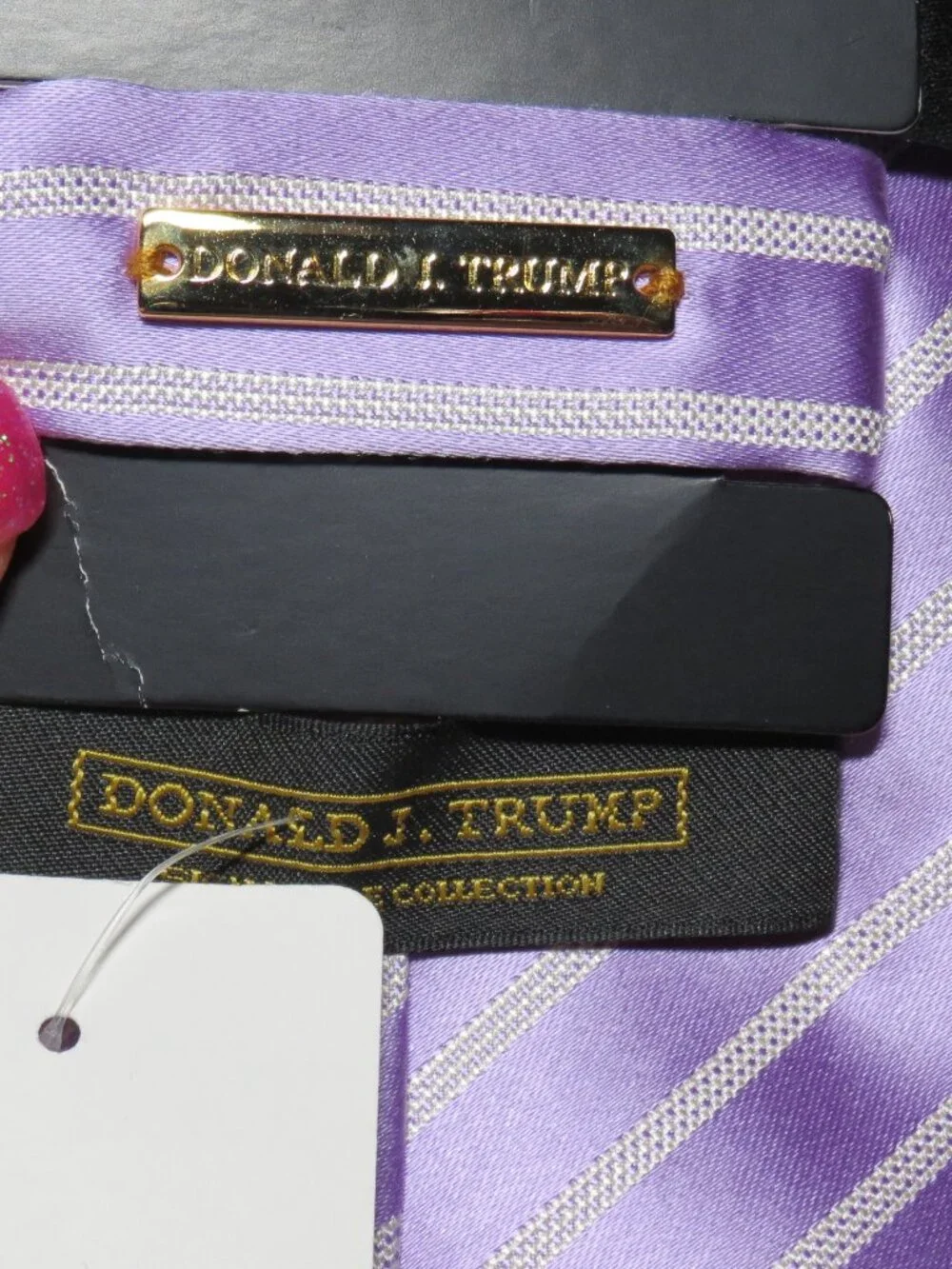 DONALD J TRUMP TIE New With Tags RARE